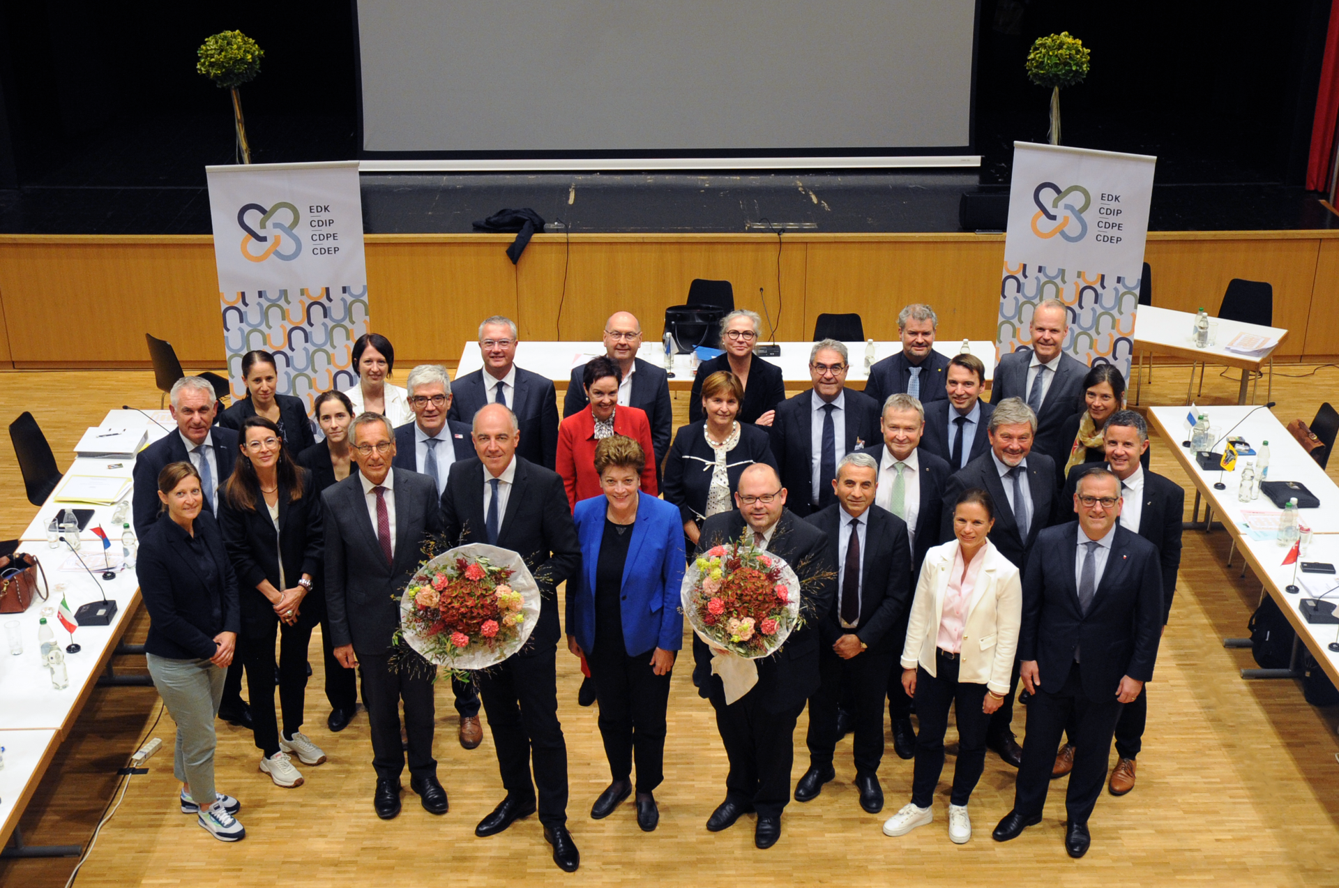 Photo de groupe de l'assemblée annuelle